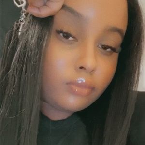 Meet your Posher, Kyra